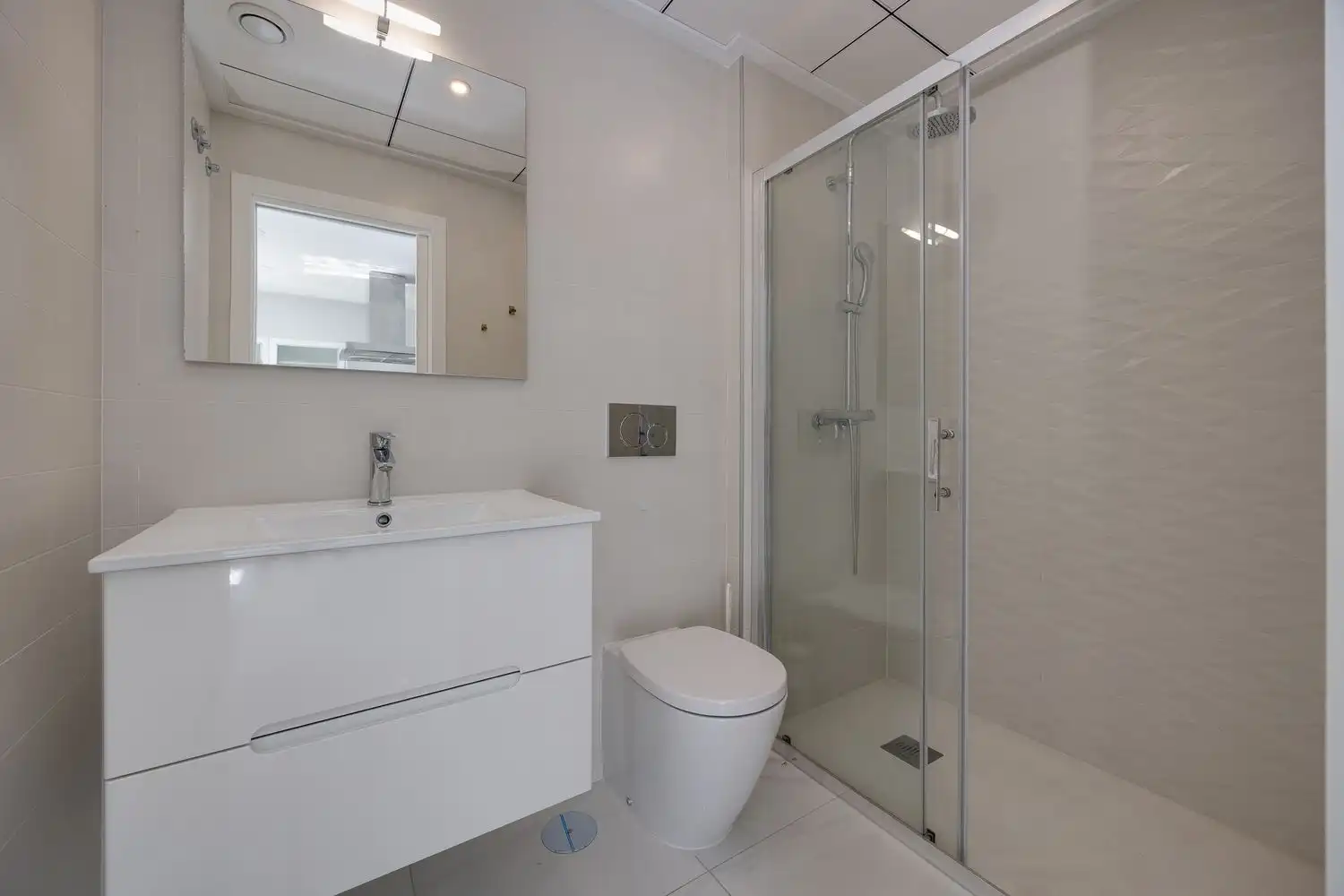 Reihenhaus mit Pool zum Verkauf in Calle Carmen Laforet 58, imagen 6