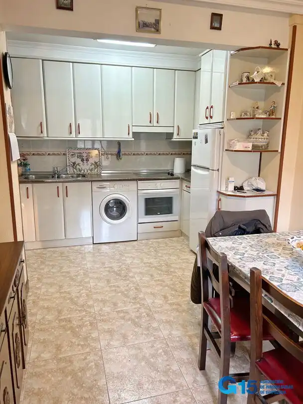 Cocina de Piso en venta en Hernani con Calefacción
