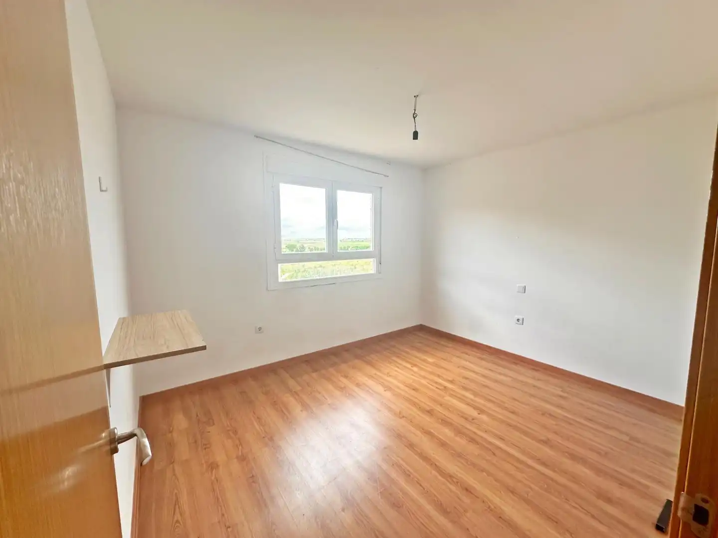 Schlafzimmer von Einfamilien-Reihenhaus zum Verkauf in Cabezamesada mit Heizung, Privatgarten und Terrasse