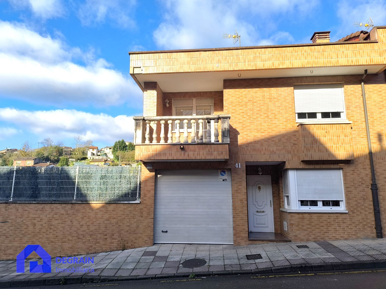 Exterior view of House or chalet for sale in Langreo  with Heating and Terrace