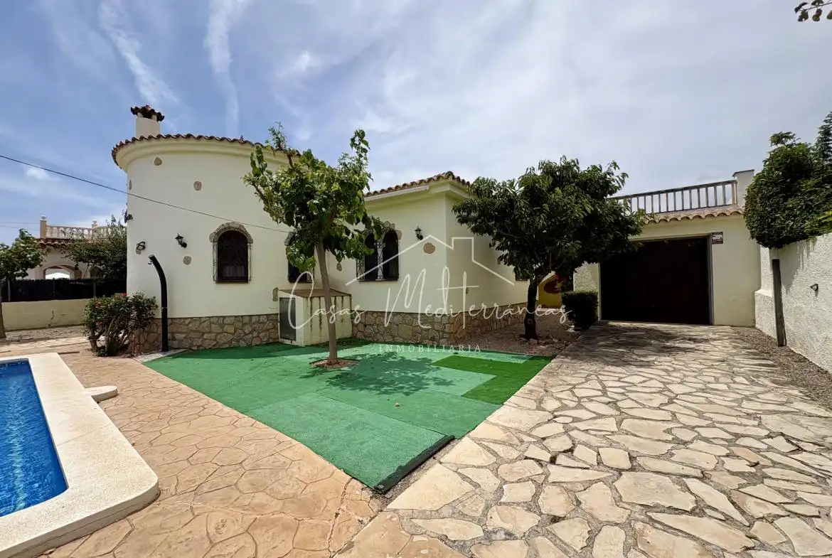 Villa mit Pool zum Verkauf in Miami Platja