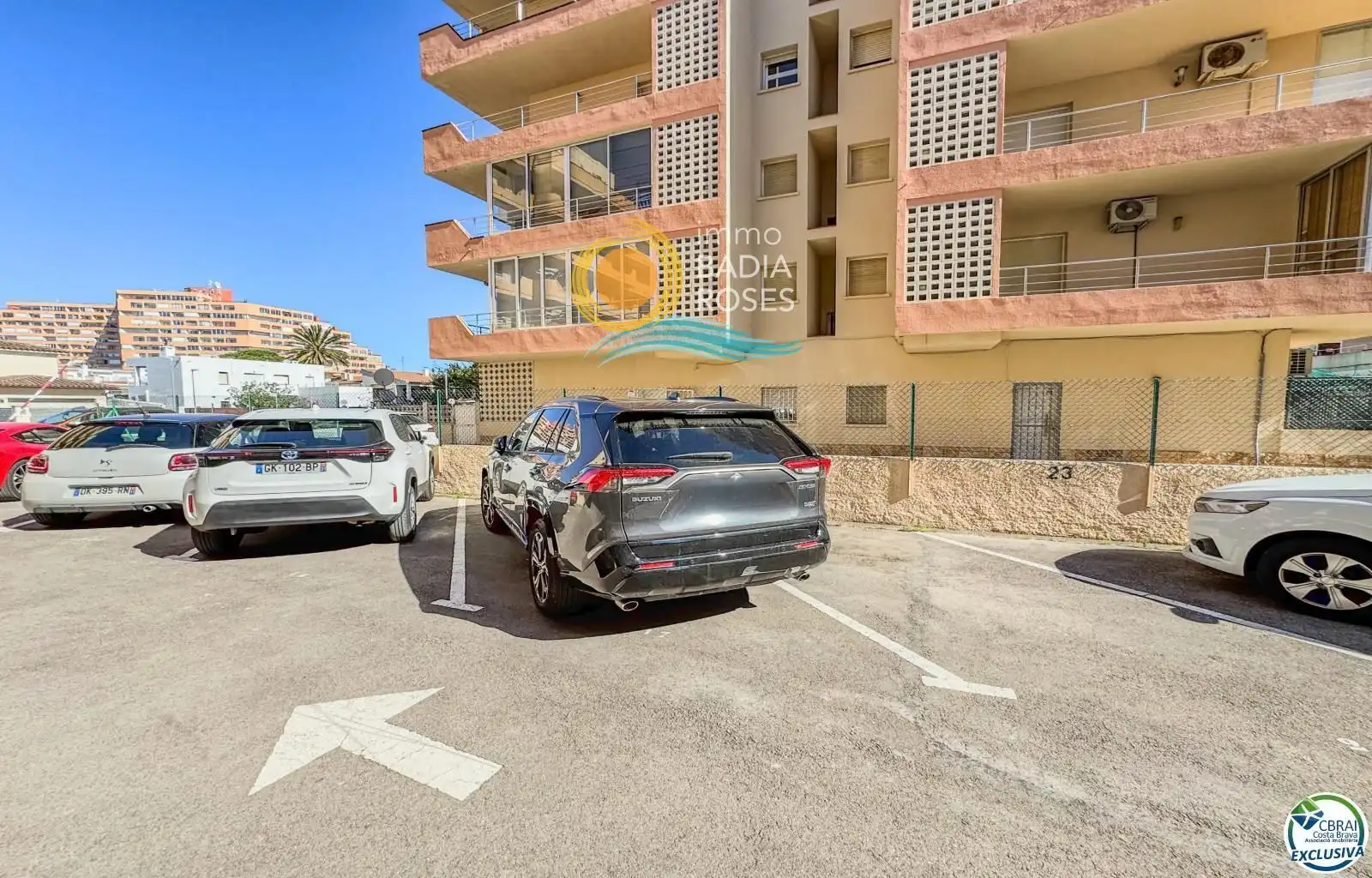 Parking de Piso en venta en Roses con Calefacción, Terraza y Trastero
