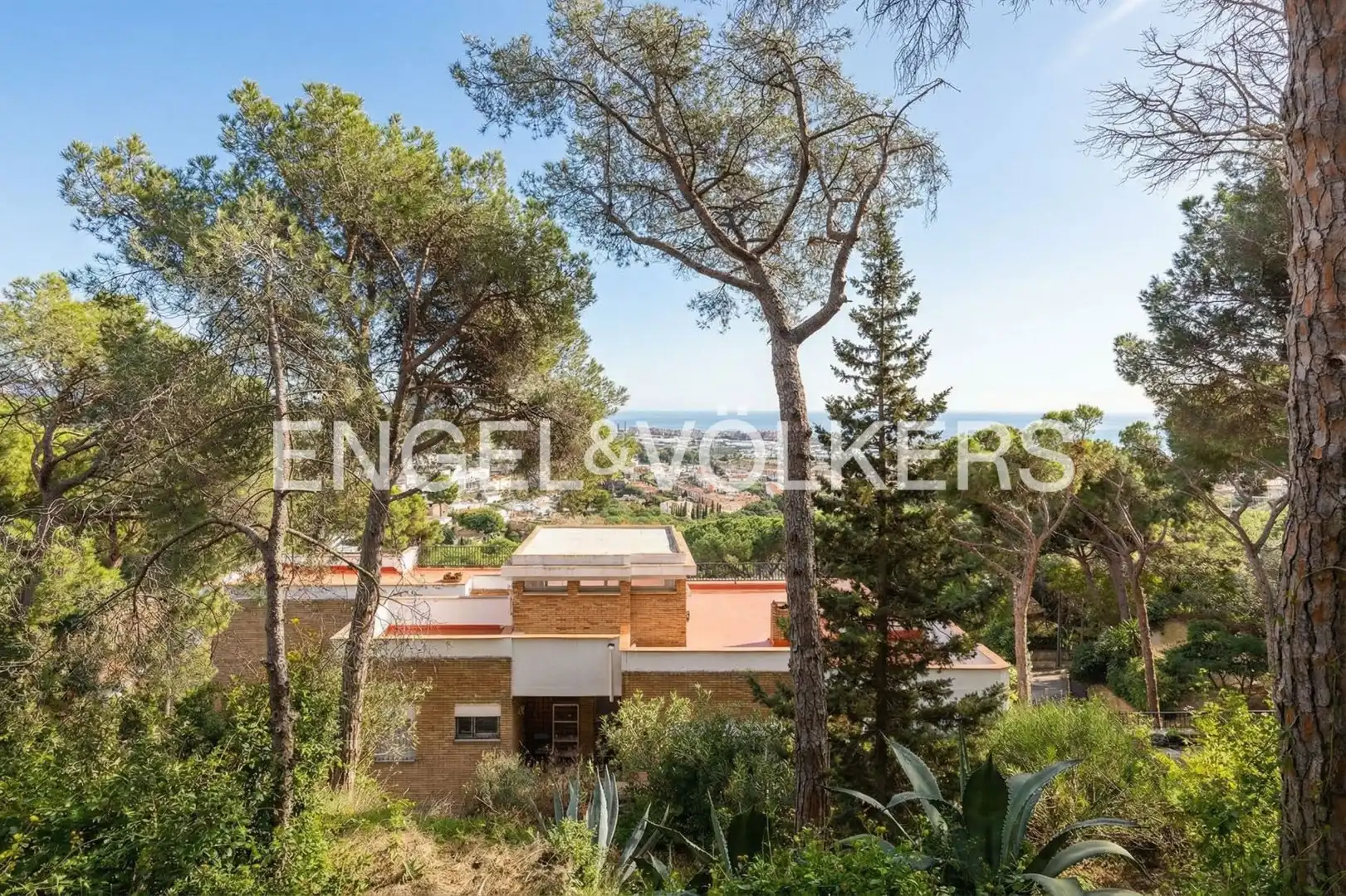 Vista exterior de Casa o chalet en venta en Premià de Dalt con Aire acondicionado, Calefacción y Jardín privado
