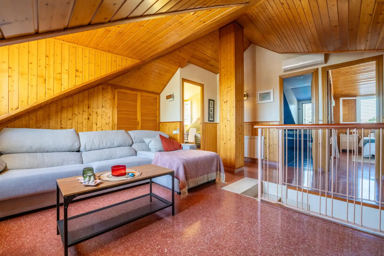 Sala d'estar de Casa o xalet en venda en Riudoms amb Calefacció, Terrassa i Piscina