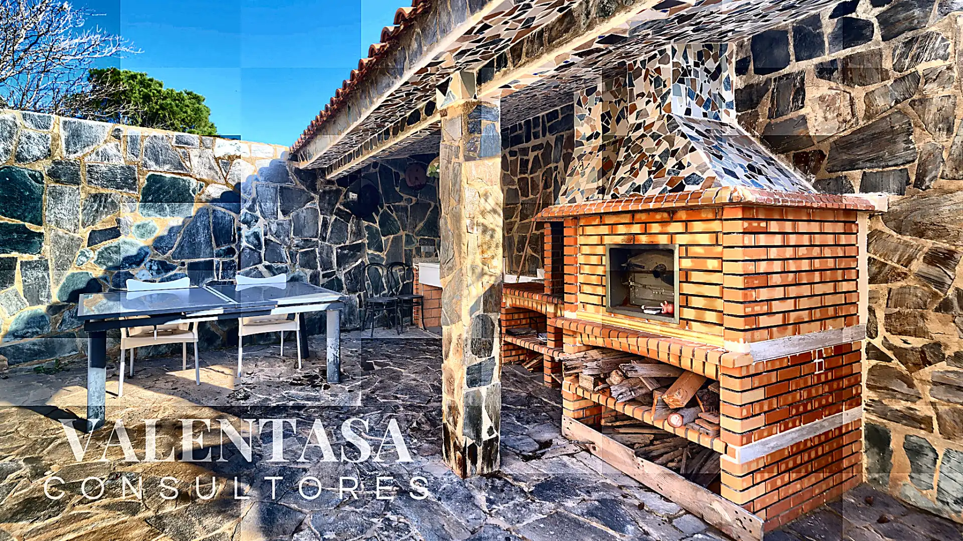 Houses for sale in L'Eliana  with Air Conditioner, Heating and Private garden