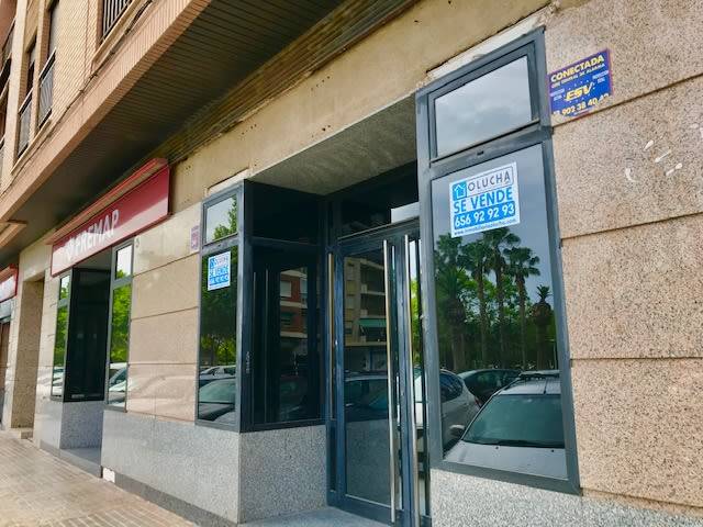 Local comercial en Venta en C/ Ceram Godorf Buenos Aires - Ed Jardín en Parque Geólogo José Royo Gómez