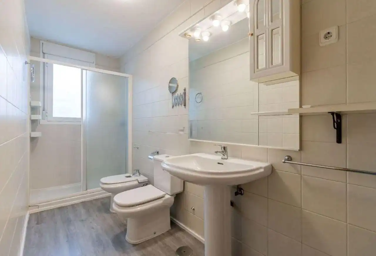 Baño de Casa o chalet en venta en Robledo de Chavela con Aire acondicionado, Calefacción y Jardín privado