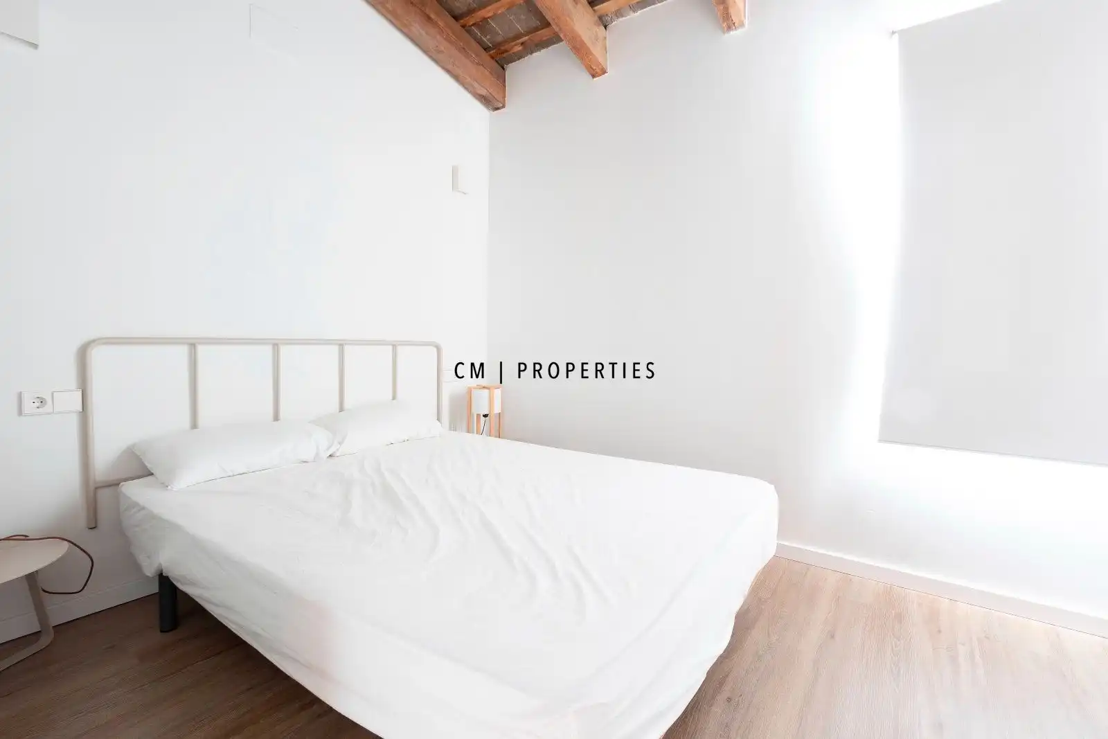 Penthouse with terrace to rent in Roger de Lauria, imagen 12