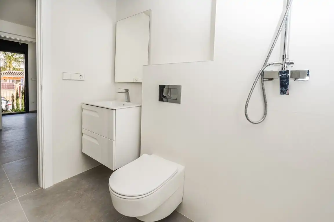 Bathroom of Flat for sale in Jávea / Xàbia  with Air Conditioner, Private garden and Storage room