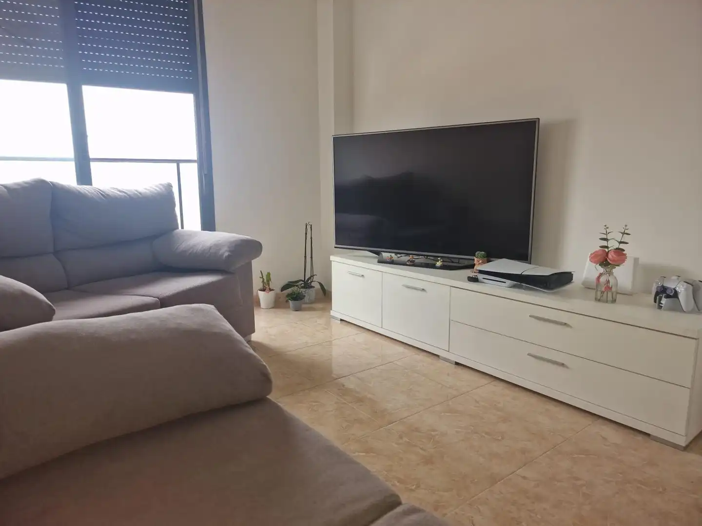 Sala d'estar de Estudi en venda en Almazora / Almassora amb Aire condicionat, Calefacció i Traster