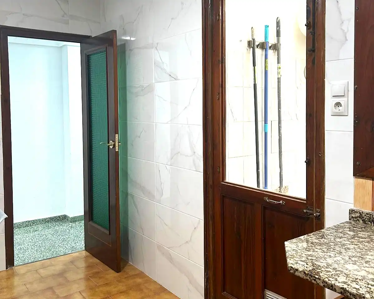 Piso en venta en Mislata con Horno, Lavadora y Balcón