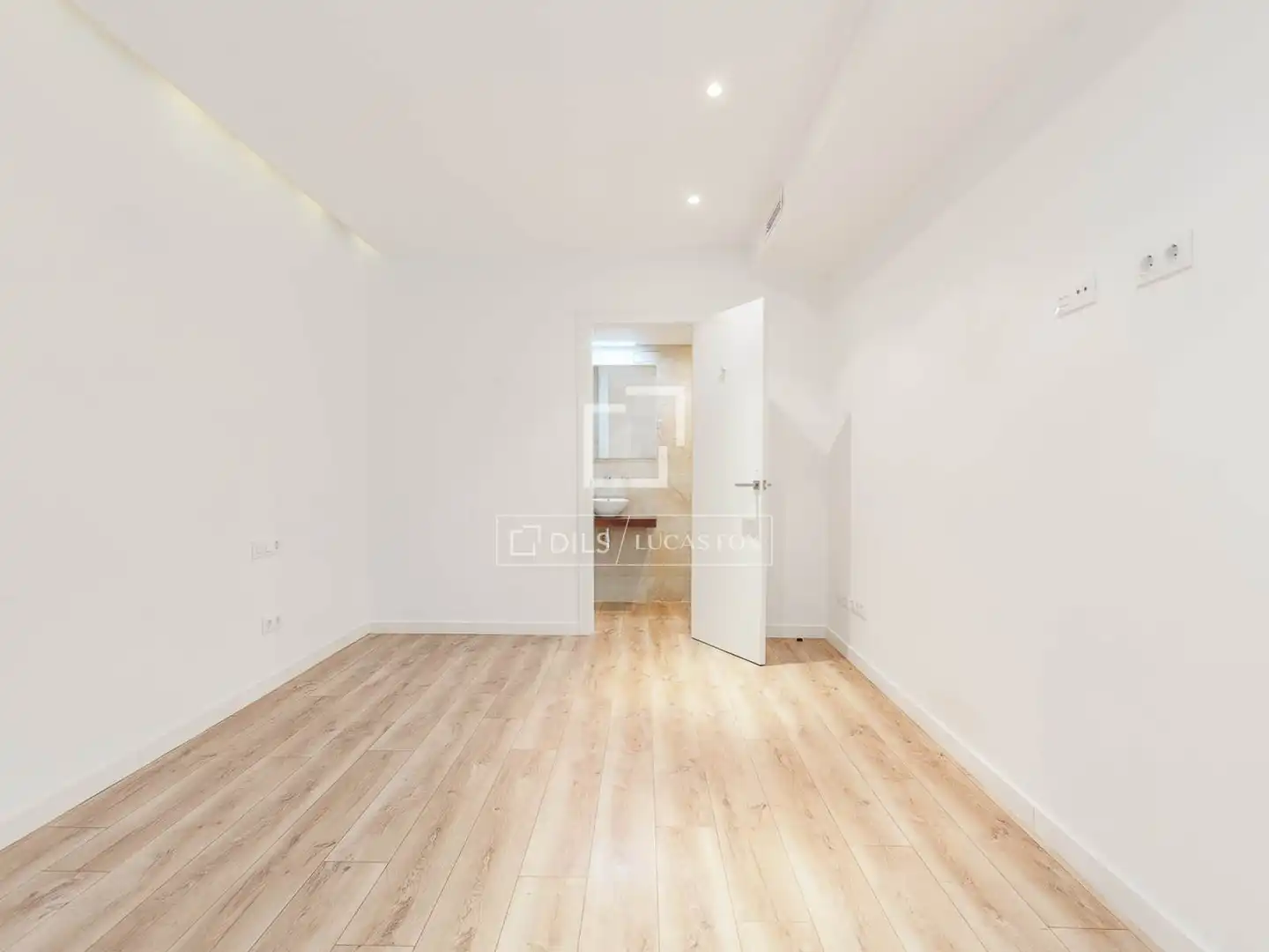 Piso en venta en Barcelona con Aire acondicionado y Calefacción