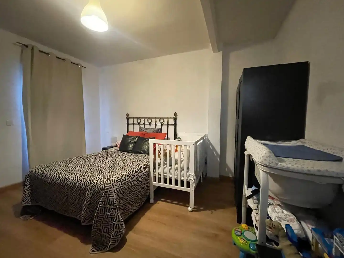 Bedroom of Flat for sale in Segovia  with Heating