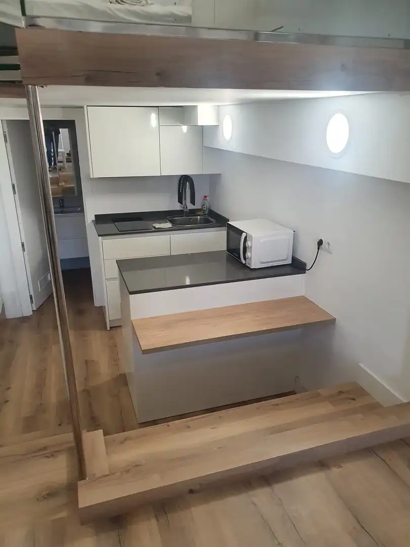 Cocina de Apartamento de alquiler en Roquetas de Mar con Aire acondicionado, Calefacción y Parquet