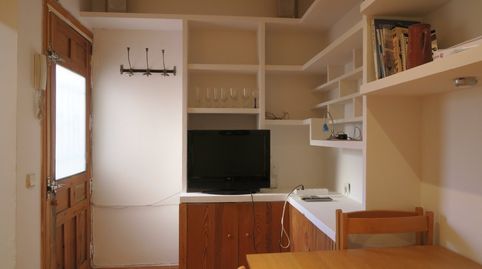 Foto 4 de Apartamento de alquiler en Calle San Bernardo, Arapiles, Madrid Capital