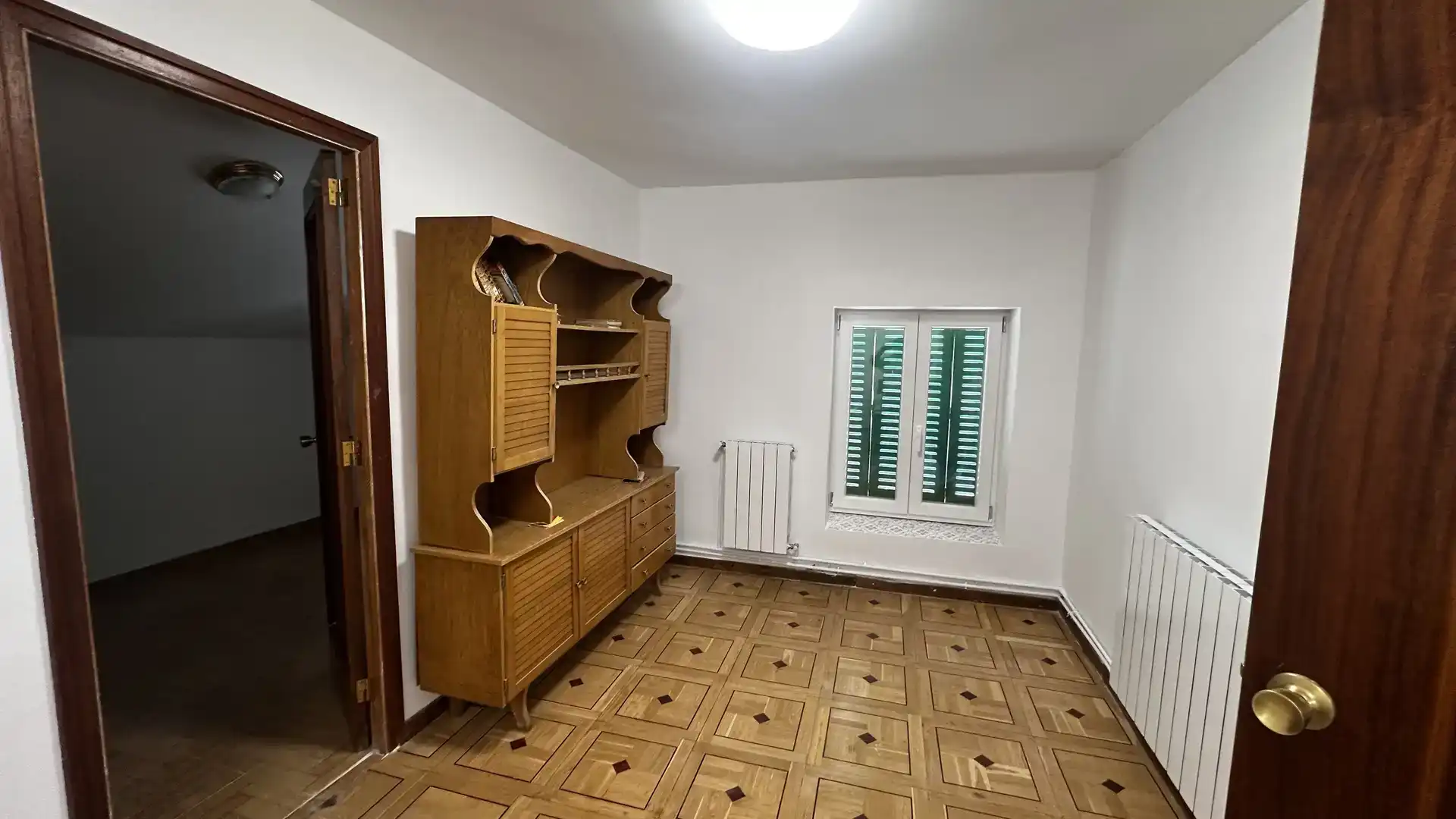 Casa adosada en venda en Cerezo de Abajo amb Parquet