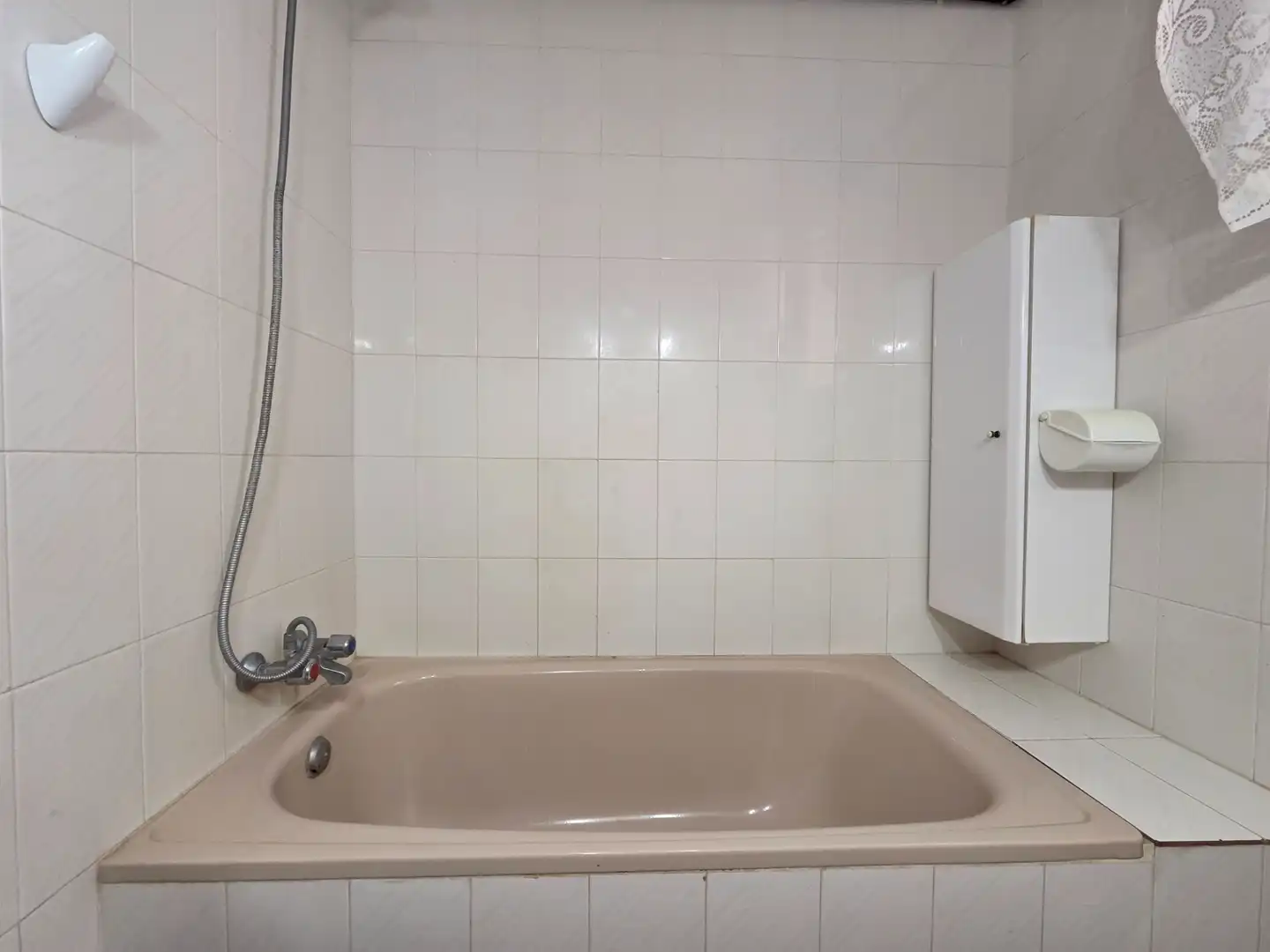 Baño de Edificio en venta en Torrevieja con Alarma