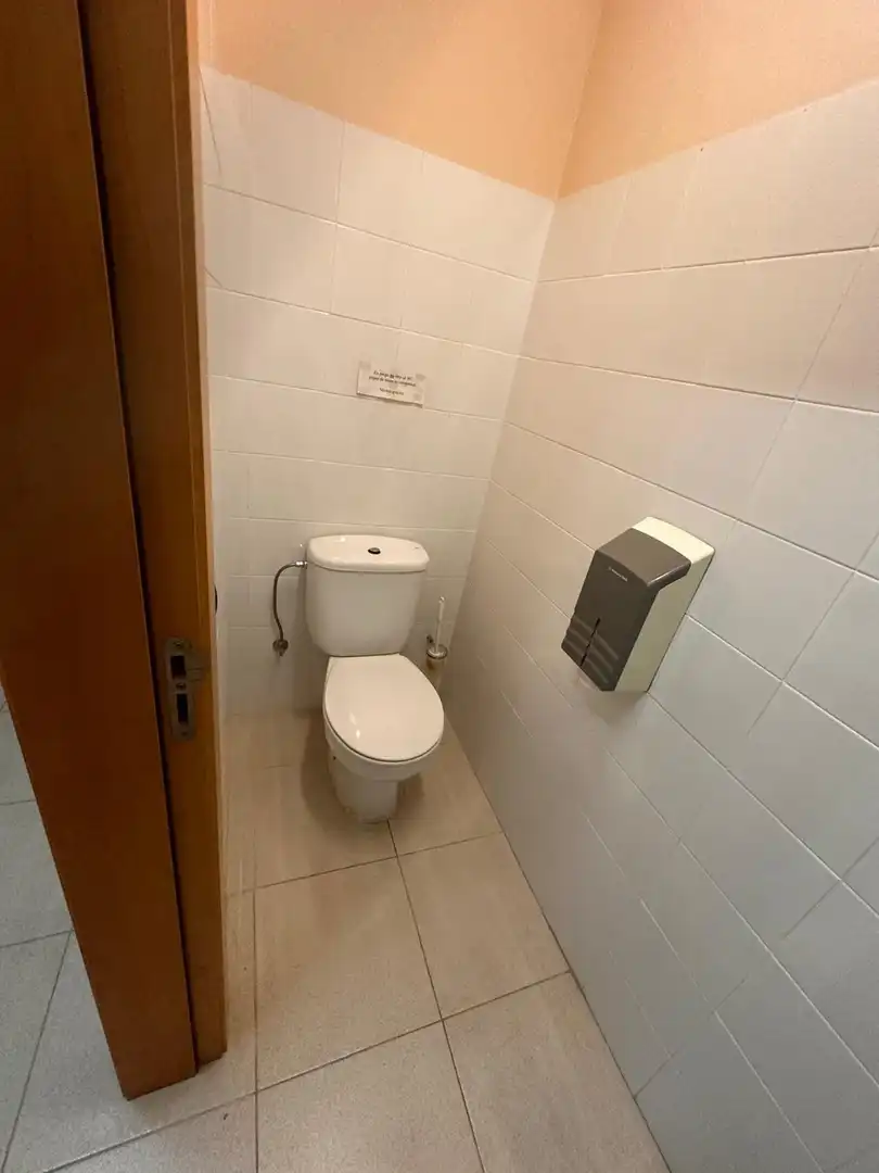 Local comercial de lloguer a JOSEP UMBERT I VENTURA, imagen 50