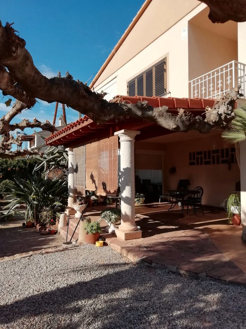Terraza de Finca rústica en venta en Benicasim / Benicàssim con Aire acondicionado, Calefacción y Jardín privado