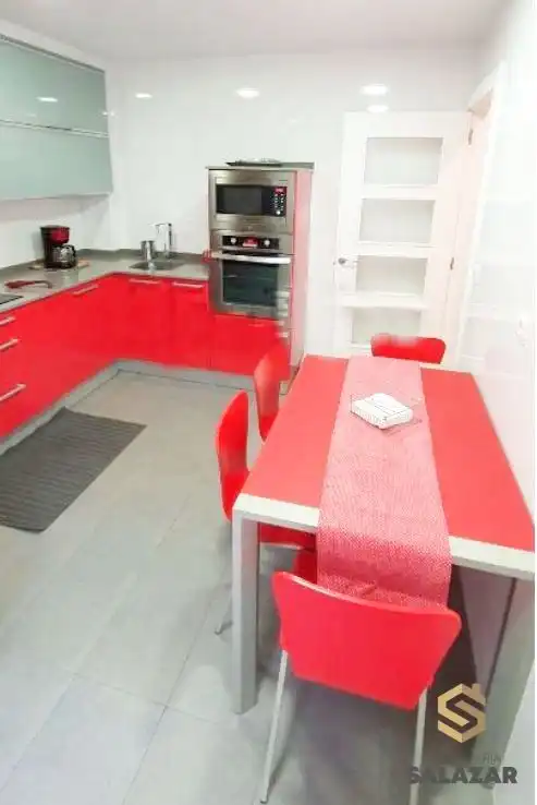 Cocina de Piso de alquiler en Bilbao  con Calefacción y Terraza