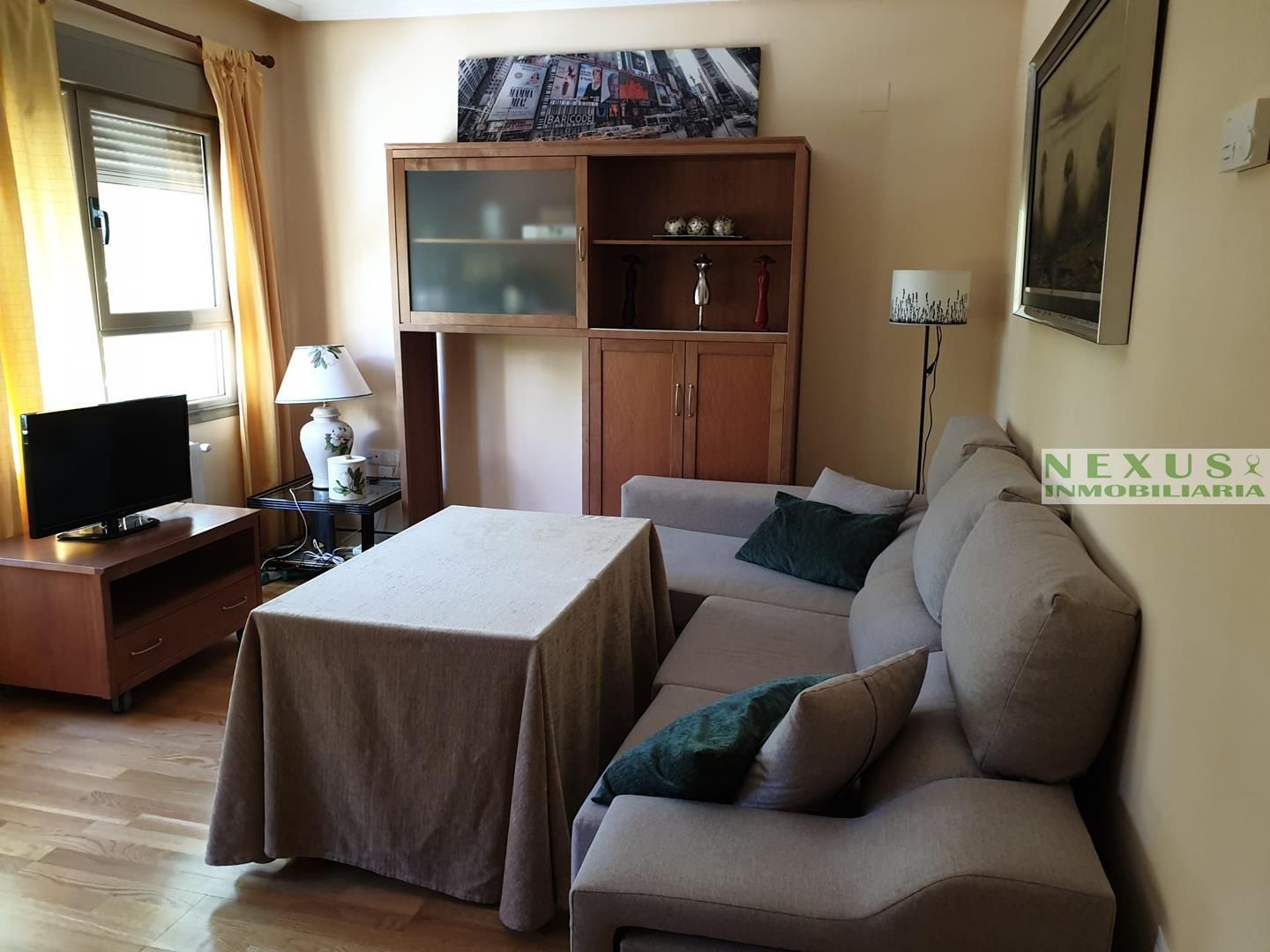 Sala de estar de Apartamento de alquiler en Cáceres Capital con Aire acondicionado y Calefacción