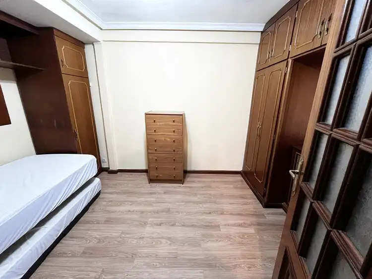 Bedroom of Flat for rent in Madrid  with Air Conditioner, Heating and Parquet flooring