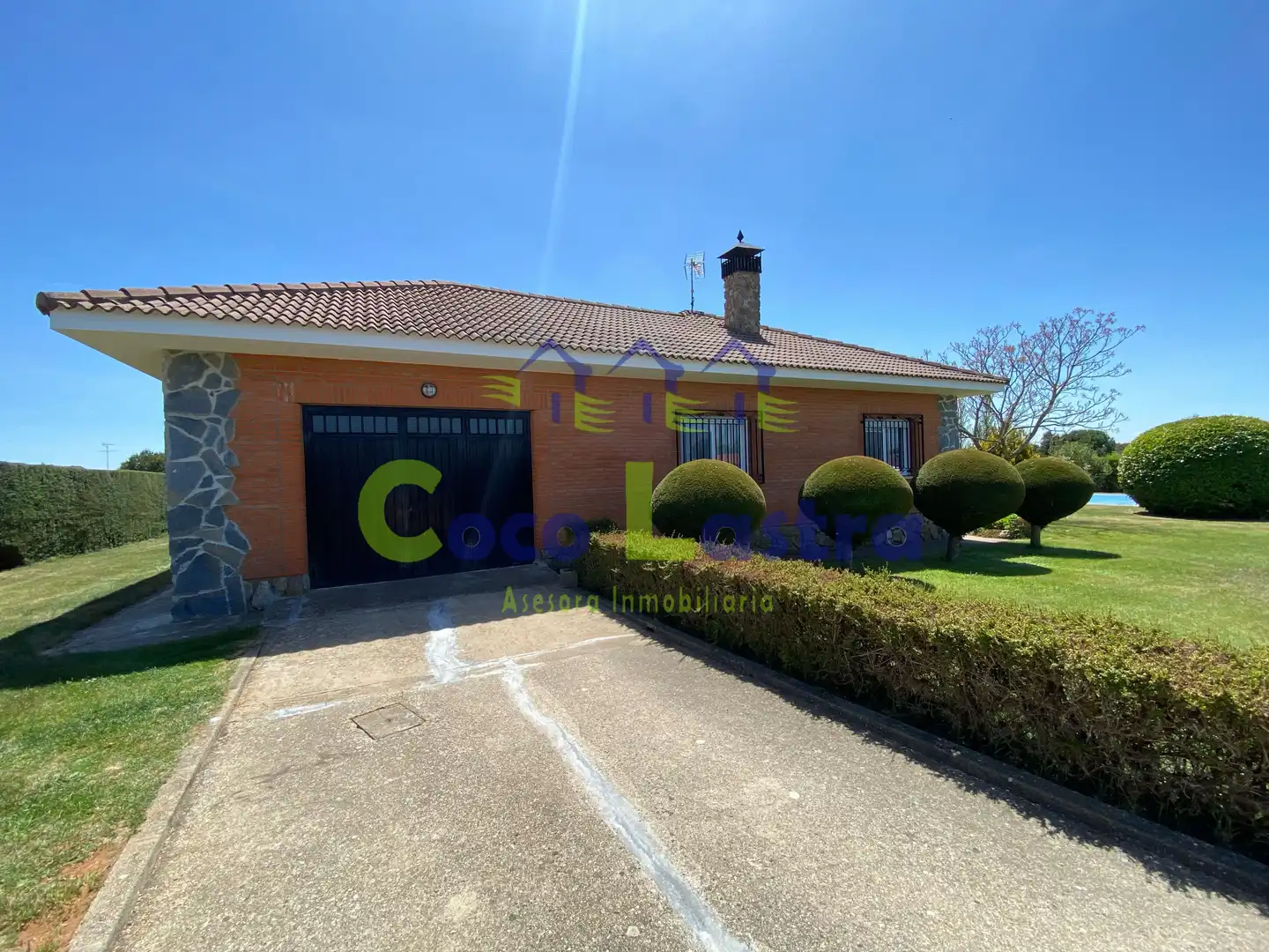 Casa o xalet en venda a Calle Huelmos de Cañedo, Valdunciel