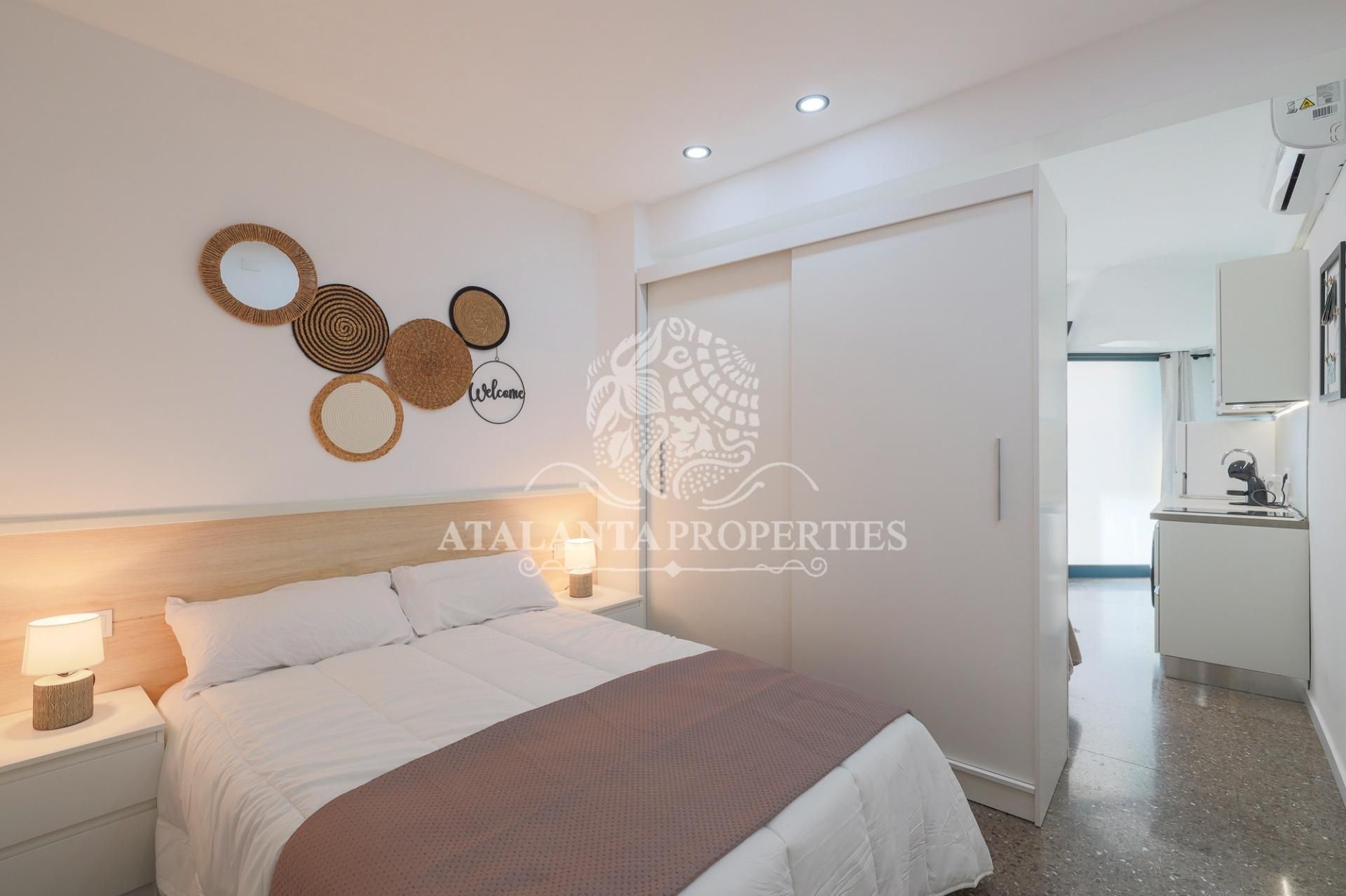 Study to rent in Carrer VILLAR, El Guinardó
