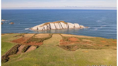 Photo 2 of House or chalet for sale in Calle la Playa de San Juan de la Canal, Soto de la Marina, Santa Cruz de Bezana