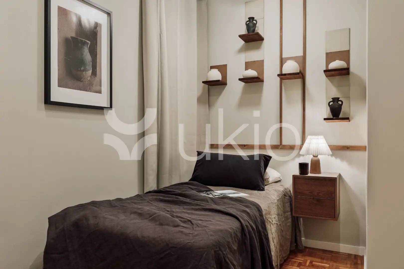 Bedroom of Apartments for rent in Barcelona  with Air Conditioner, Heating and Furnished