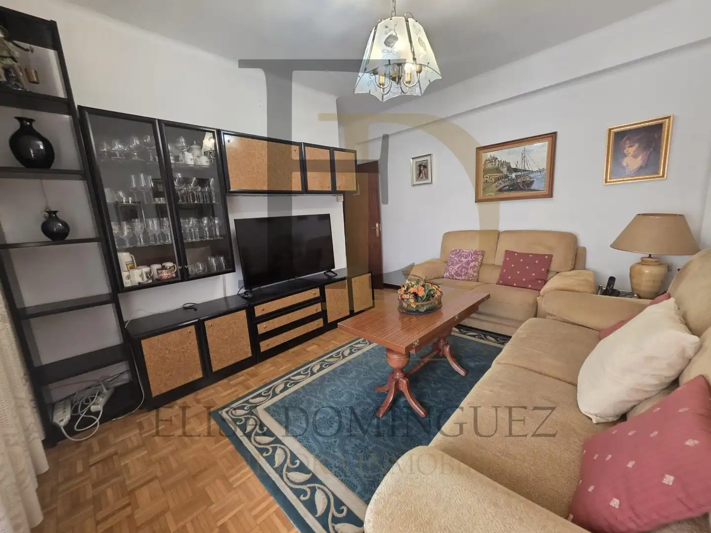 Sala de estar de Piso en venta en Salamanca con Calefacción, Parquet y Amueblado