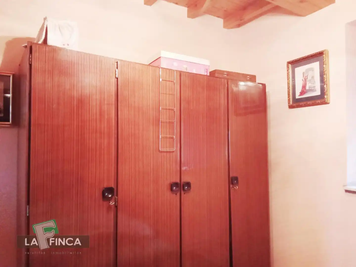 Casa adosada en venta en CASARES, Quirós