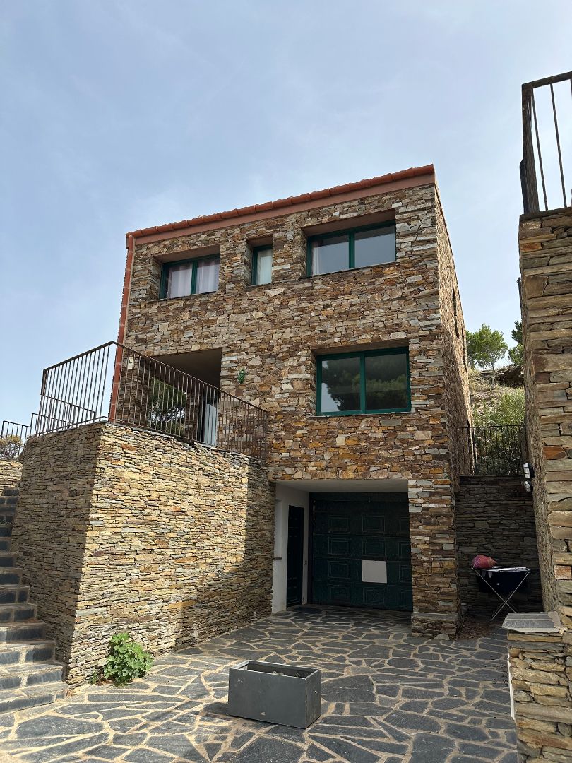 Exterior view of House or chalet for sale in Cadaqués  with Air Conditioner and Furnished