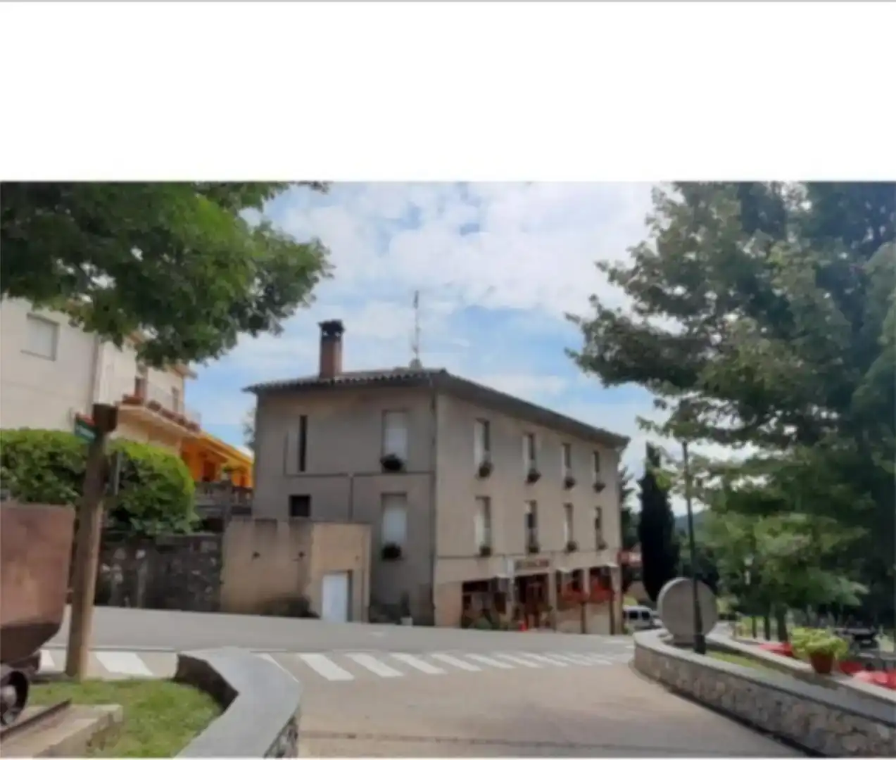 Vista exterior de Local en venda en La Nou de Berguedà, Barcelona