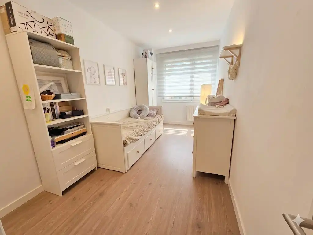 Habitación de Piso en venta en Bilbao  con Calefacción, Jardín privado y Parquet