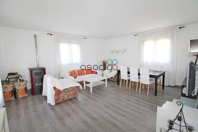 Casa-chalet en Venta en rio tajo en Yebes - Pueblo