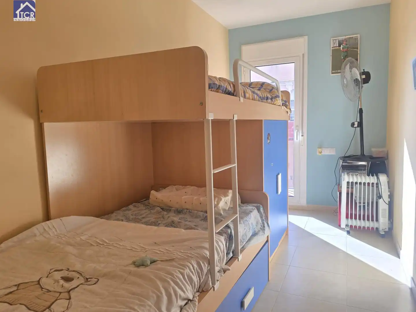 Schlafzimmer von Wohnung zum Verkauf in Camarles mit Klimaanlage, Balkon und Gemeinschaftspool