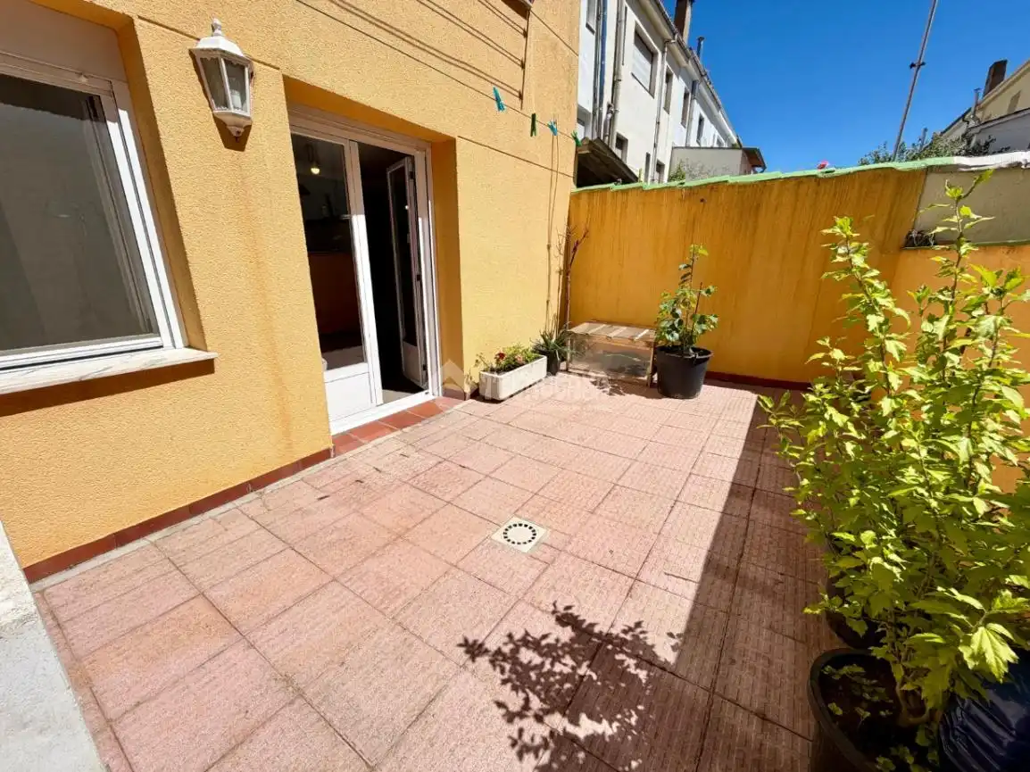 Terraza de Casa adosada en venta en León Capital  con Parquet, Terraza y Amueblado
