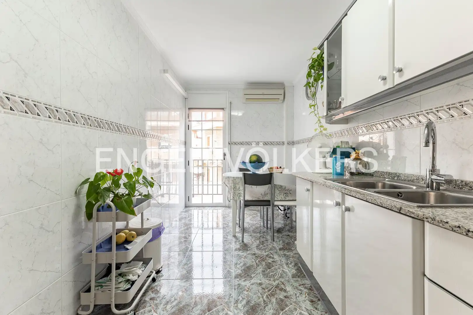 Cocina de Casa o chalet en venta en Barcelona con Calefacción, Parquet y Balcón