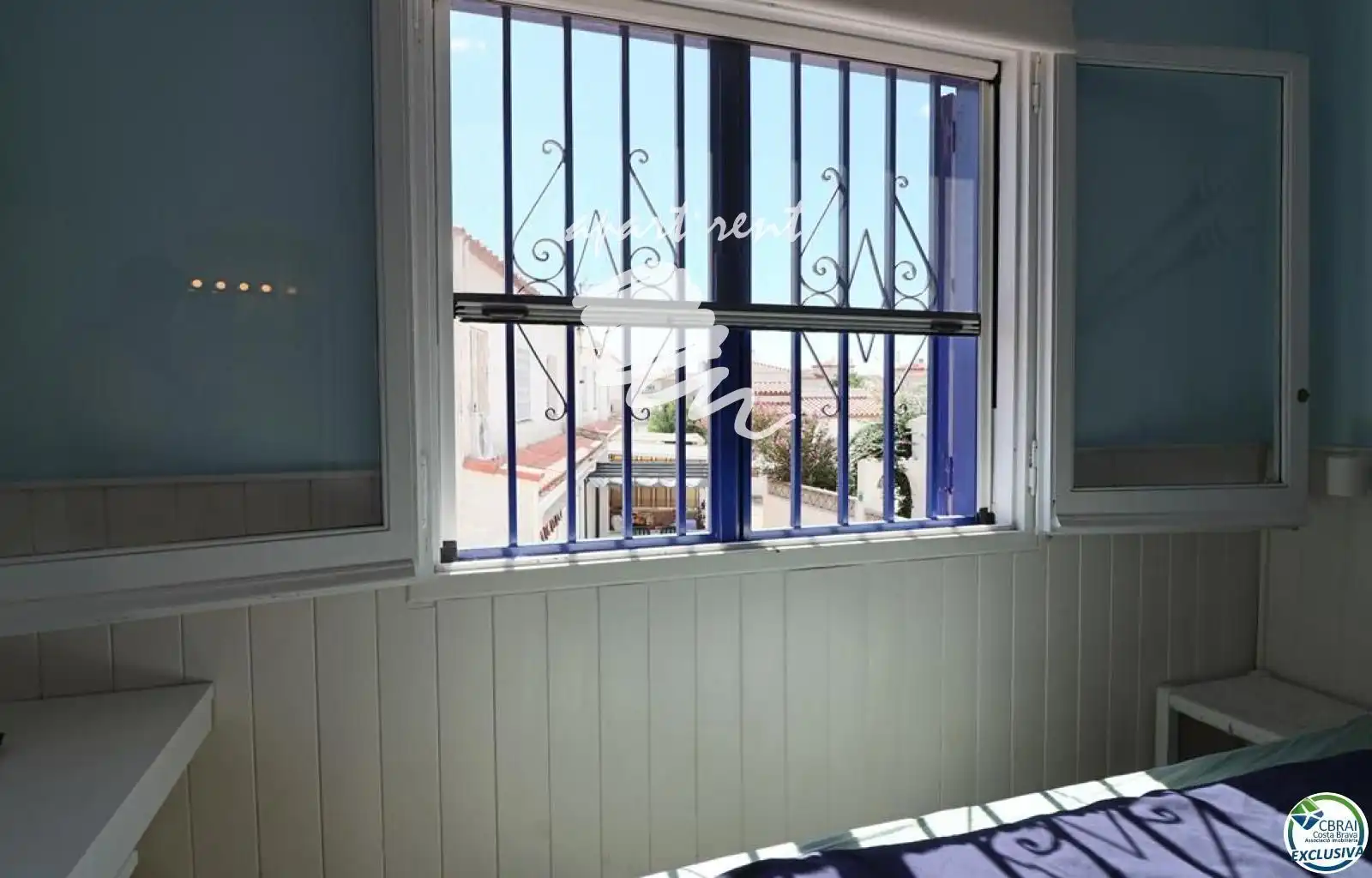 Dormitori de Casa o xalet en venda en Empuriabrava amb Jardí privat, Terrassa i Moblat