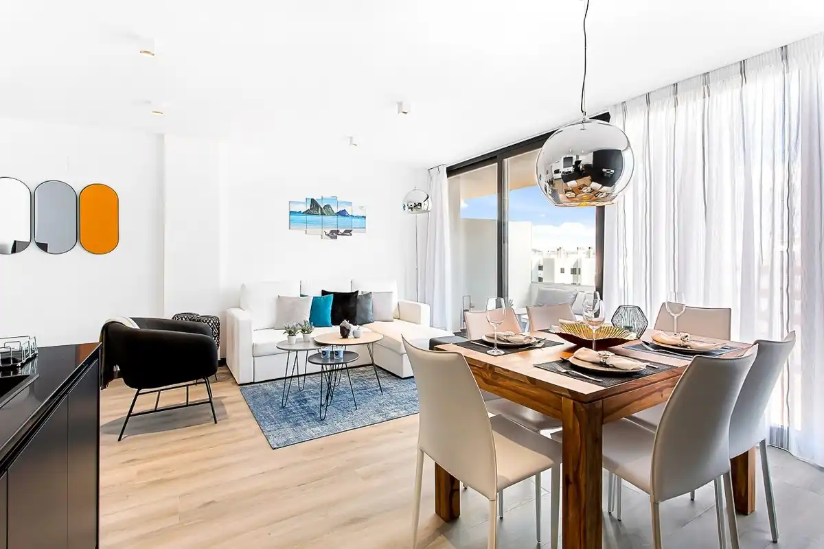 Wohnzimmer von Erdgeschoss zum Verkauf in Mijas mit Klimaanlage, Terrasse und Schwimmbad