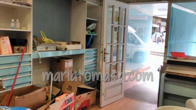 Local comercial en Alquiler en Av. Abaro en Casco Viejo - Muelle