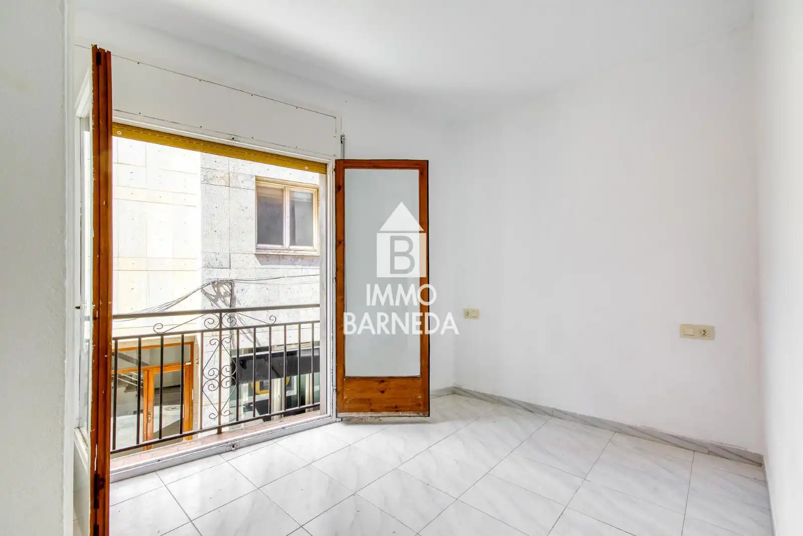 Vista exterior de Piso en venta en Castelló d'Empúries con Balcón