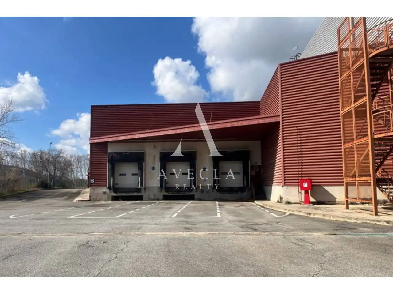 Vista exterior de Nave industrial de alquiler en Sant Celoni