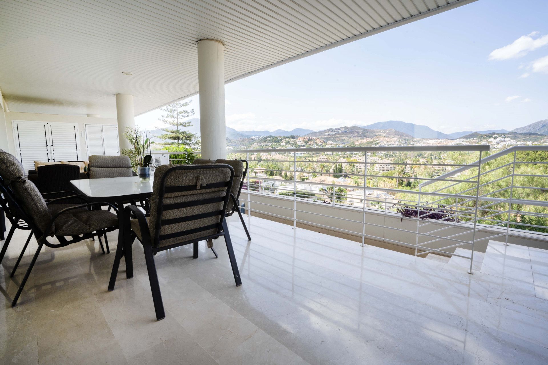 Terrassa de Planta baixa de lloguer en Marbella amb Aire condicionat, Calefacció i Terrassa