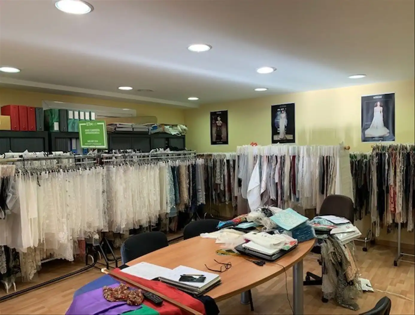 Office for sale in Barcelona  with Air Conditioner, Heating and Furnished