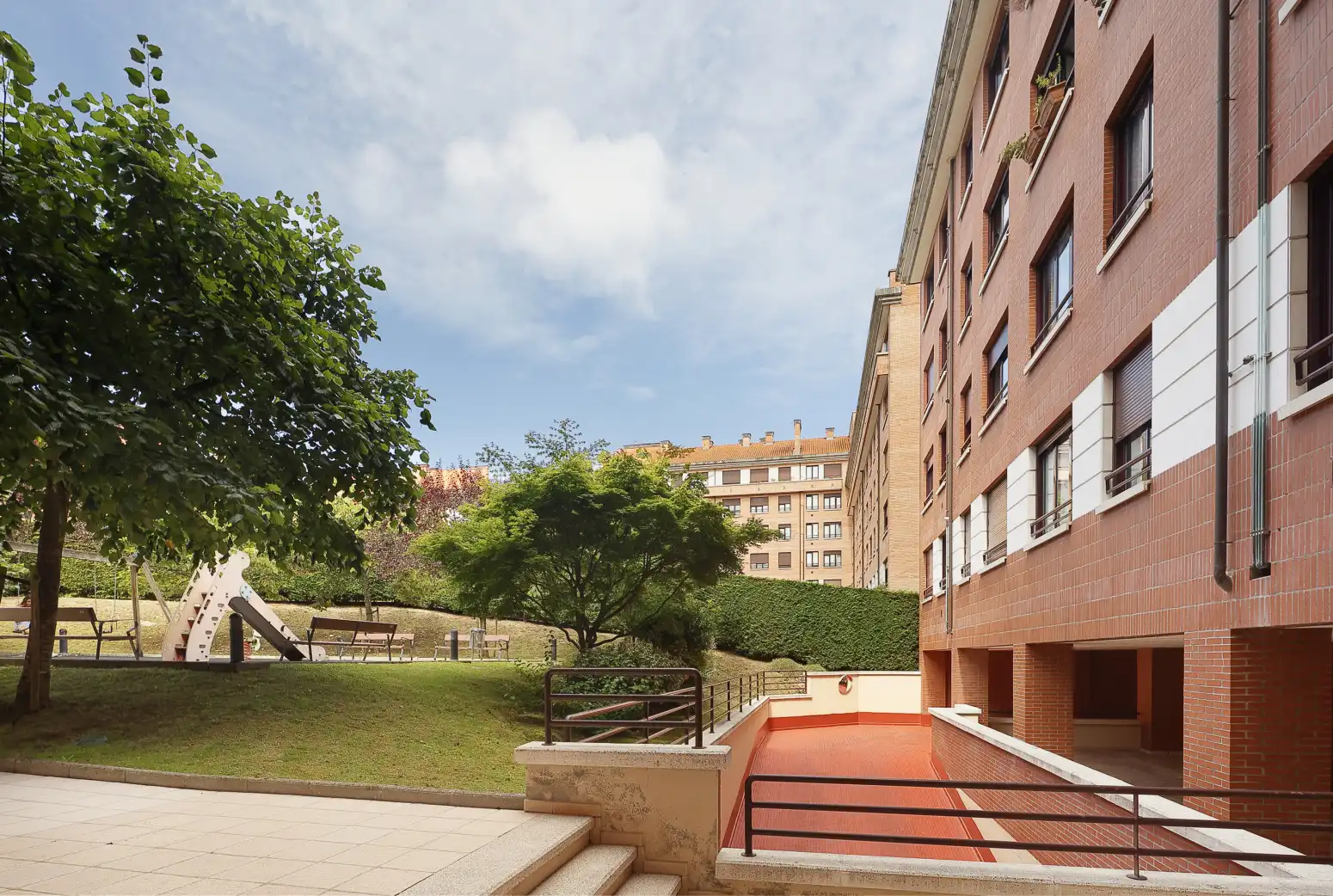 Terraza de Piso de alquiler en Gijón  con Calefacción, Terraza y Trastero