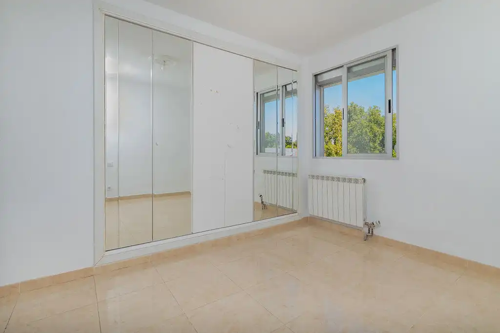 Habitación de Piso en venta en Las Aves