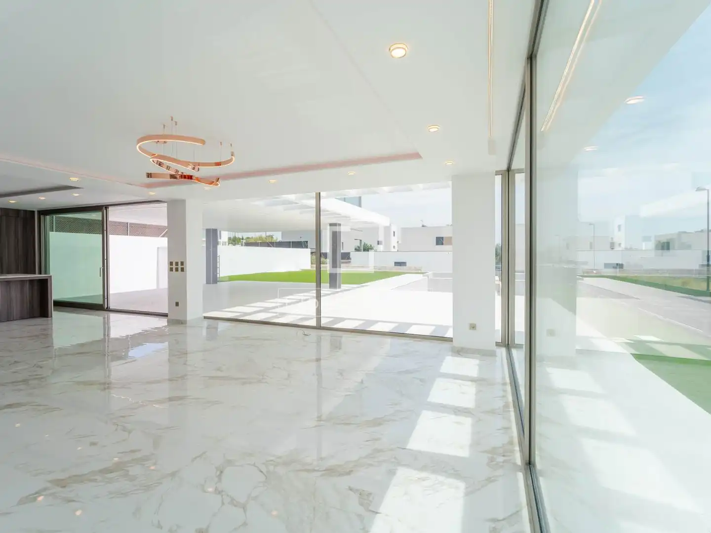 Houses for sale in Torrent  with Air Conditioner, Private garden and Terrace