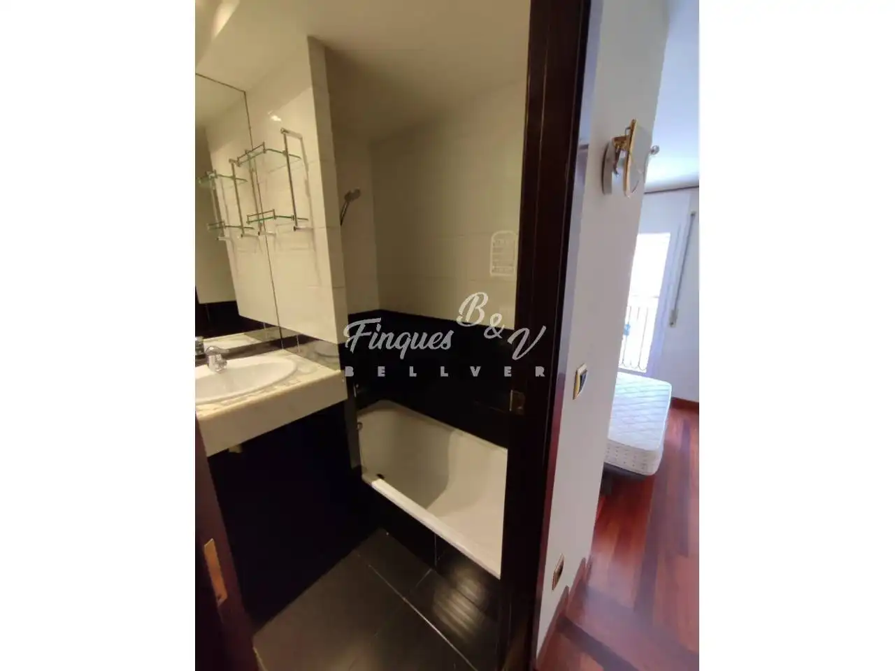Flat with lift to rent in Calle AV PIRINEUS, imagen 12